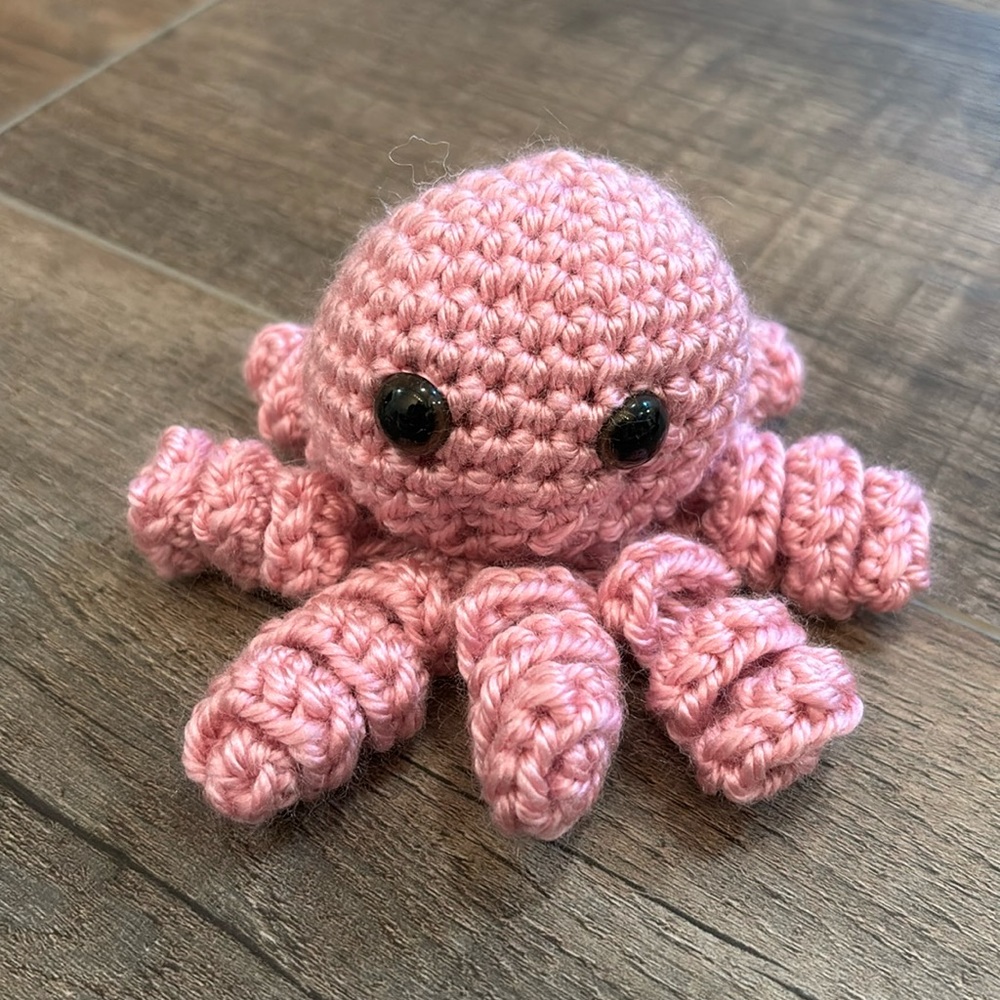 Handmade Crochet Amigurumi‎ Octopus Pink Ocean Stuffed Animal Kid Gift Mini Cute